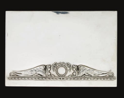 AN EARLY 20TH CENTURY RUSSIAN SILVER CIGARETTE BOX,