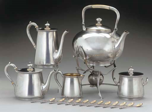 A LATE 19TH CENTURY RUSSIAN SILVER TEA & COFFEE SERVICE,