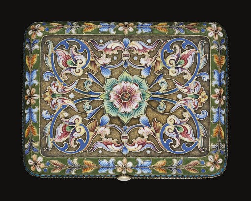 A LATE 19TH/EARLY 20TH CENTURY RUSSIAN SILVER-GILT & CLOISONNE ENAMEL CIGARETTE CASE,