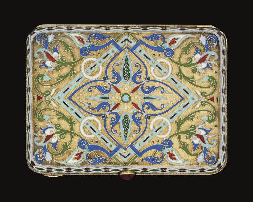 AN EARLY 20TH CENTURY RUSSIAN SILVER-GILT & CLOISONNE ENAMEL CIGARETTE CASE,