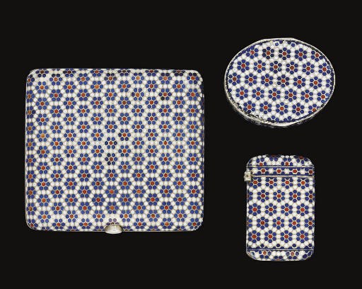 A LATE 19TH CENTURY RUSSIAN SILVER & CLOISONNE ENAMEL CIGARETTE CASE,