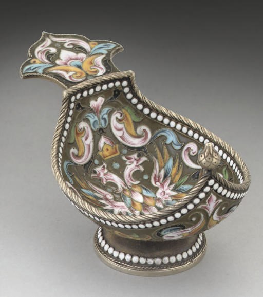 A SMALL LATE 19TH CENTURY RUSSIAN SILVER-GILT & CLOISONNE ENAMEL KOVSH,