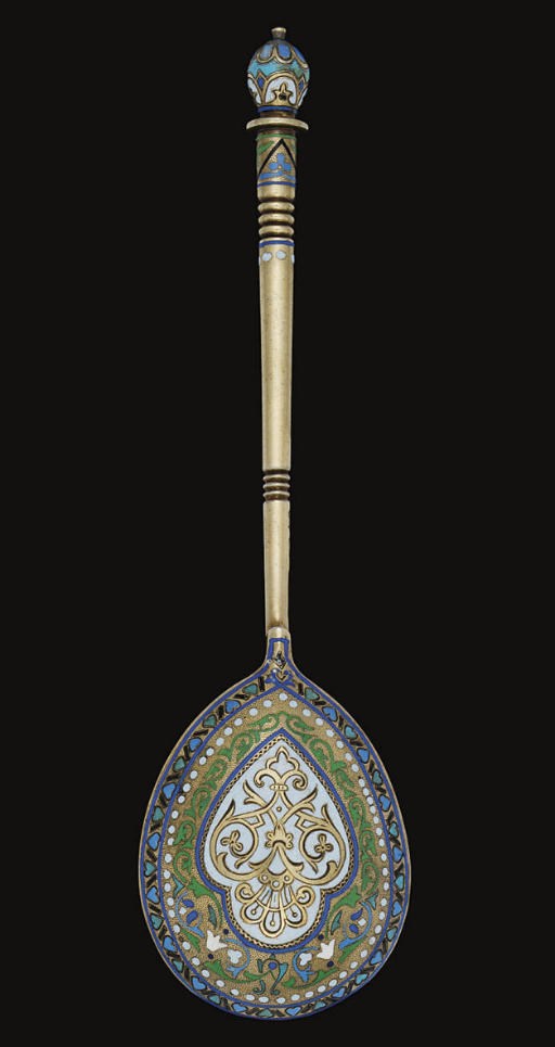 A LATE 19TH CENTURY RUSSIAN SILVER-GILT & CHAMPLEVE ENAMEL SPOON,