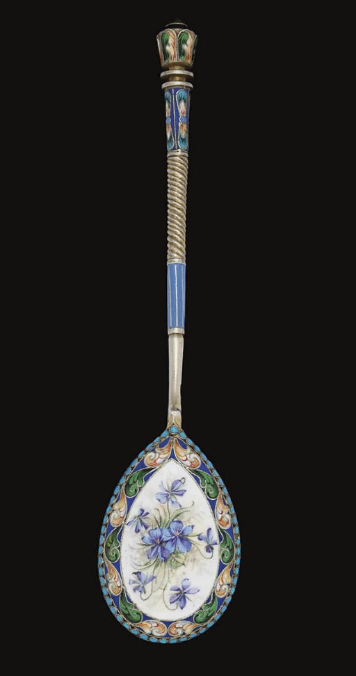 A LATE 19TH/EARLY 20TH CENTURY RUSSIAN SILVER-GILT & CLOISONNE ENAMEL SPOON,