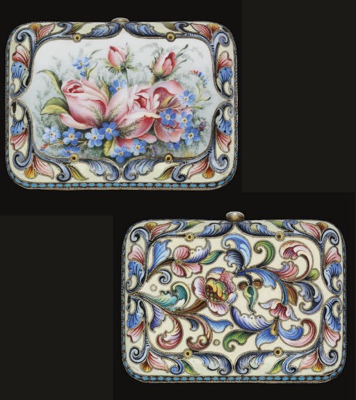 A LATE 19TH/EARLY 20TH CENTURY RUSSIAN SILVER-GILT & ALL-OVER CLOISONNE ENAMEL PURSE,