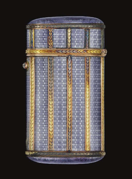 A LATE 19TH CENTURY RUSSIAN TWO-COLOUR GOLD & TRANSLUCENT ENAMEL CIGARETTE CASE,