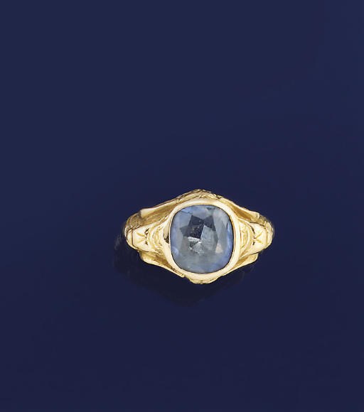 A SAPPHIRE SINGLE STONE RING