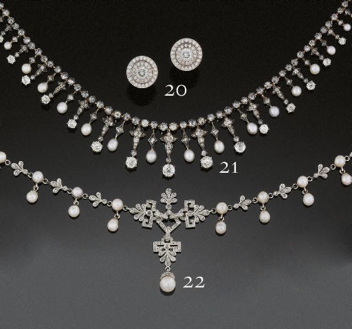 A Victorian diamond and pearl necklace