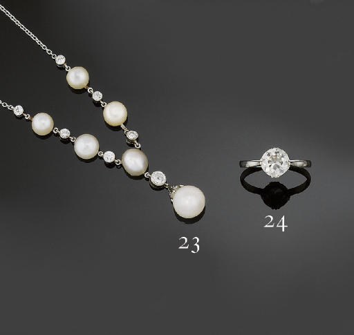 A diamond single stone ring