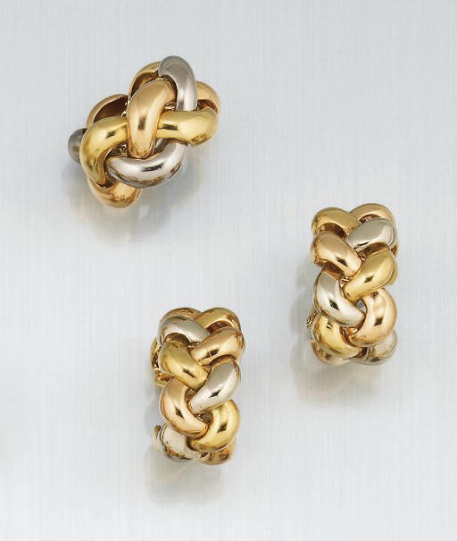 A pair of French earclips and a ring