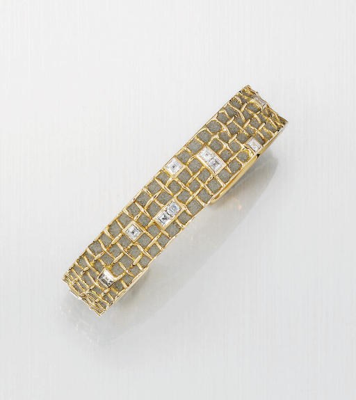 A DIAMOND AND CONCRETE SET BANGLE, BY PATRICE FABRE