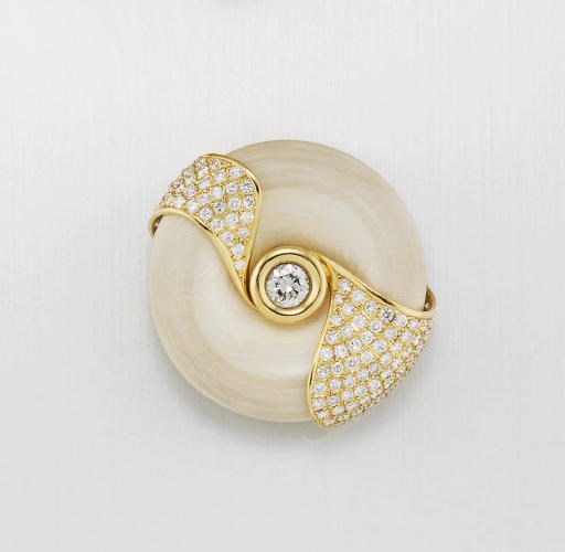 A DIAMOND BROOCH, BY TOMOKO NAKAGAWA