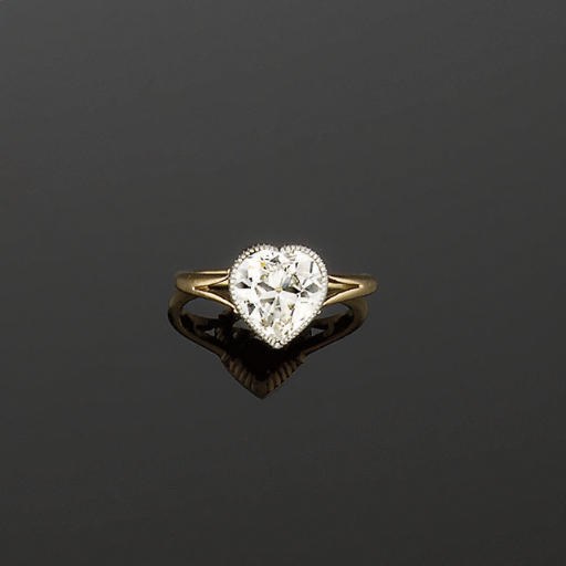 A diamond single stone ring