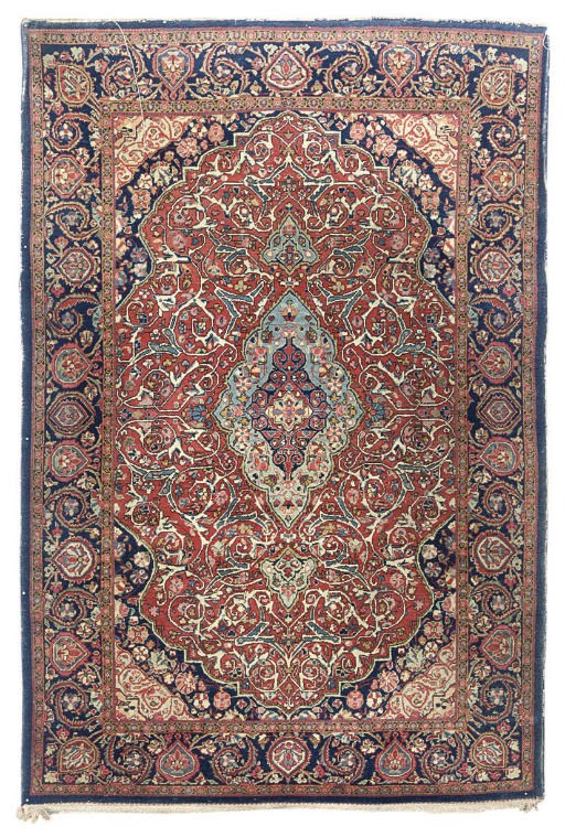 A FINE ISFAHAN CARPET, CENTRAL PERSIA