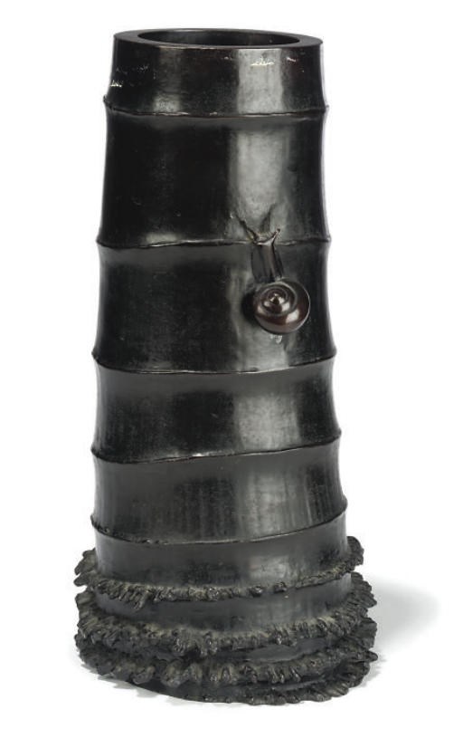 A JAPANESE BRONZE VASE