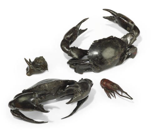 A PAIR OF JAPANESE PATINATED BRONZE MODELS OF CRABS, A LOBSTER AND A HERMIT CRAB