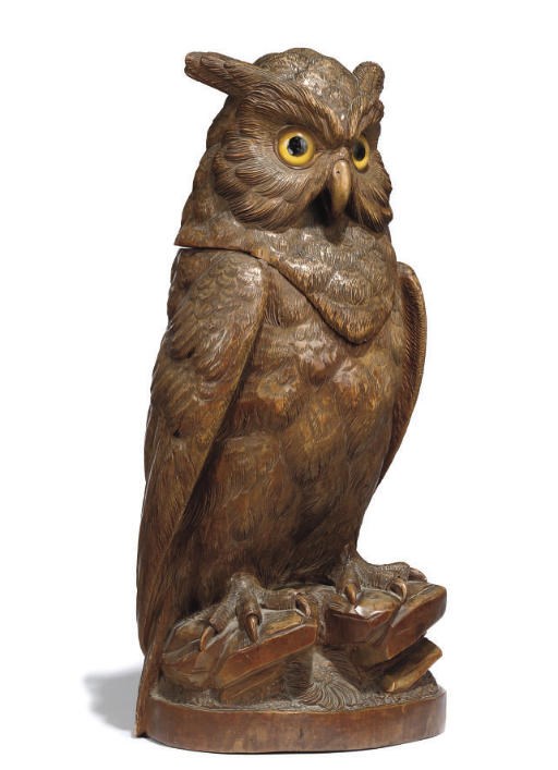 A LARGE 'SWISS FOREST' CARVED LINDENWOOD OWL TOBACCO JAR