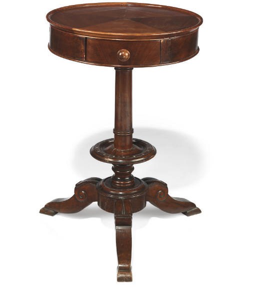 AN ITALIAN MAHOGANY GUERIDON