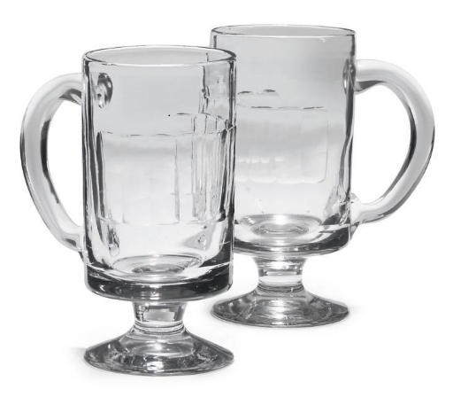 A PAIR OF CLEAR GLASS TANKARDS