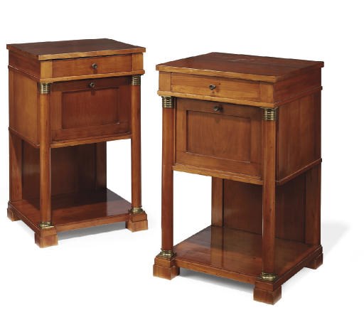 A PAIR OF ITALIAN GILT-METAL MOUNTED MAHOGANY BEDSIDE COMMODES