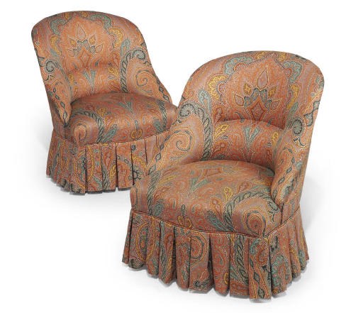 A PAIR OF BEECH TUB BEDROOM CHAIRS