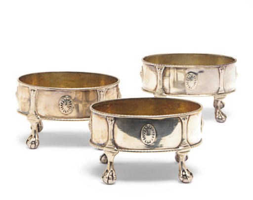 A SET OF SIX GEORGE II SILVER SALT CELLARS,