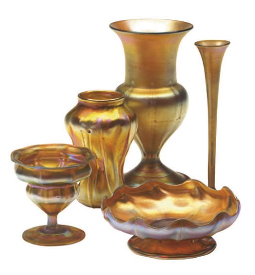 A GROUP OF AMERICAN FAVRILE GLASS VASES AND FOOTED DISHES,