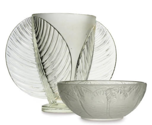 A GROUP OF MOLDED GLASS TABLE WARES,