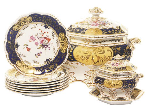 AN ENGLISH PORCELAIN COBALT BLUE AND YELLOW-GROUND PART DINNER SERVICE,