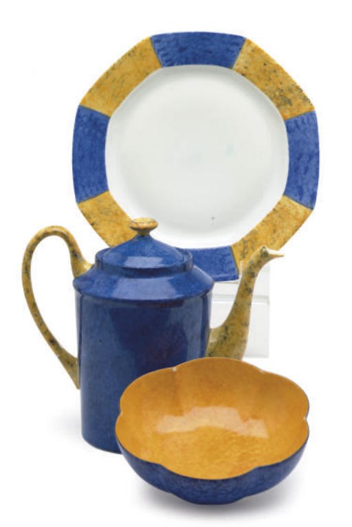A FRENCH PORCELAIN PART DINNER SERVICE IN THE 'LAURE JAPY' PATTERN,