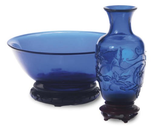 A CHINESE BLUE GLASS LARGE BOWL AND A BALUSTER-FORM VASE CARVED WITH FLOWERS,