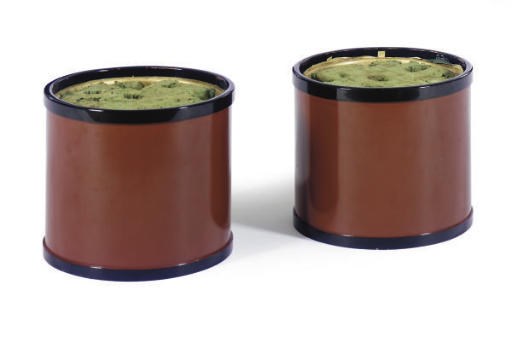 A PAIR OF IRON RED AND BLACK LACQUERED PLANTERS,