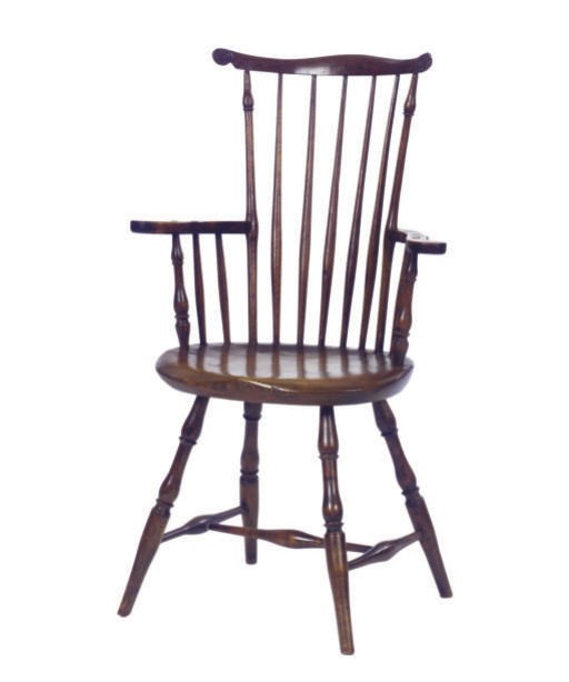 AN OAK AND MAPLE FAN-BACK WINDSOR ARMCHAIR,