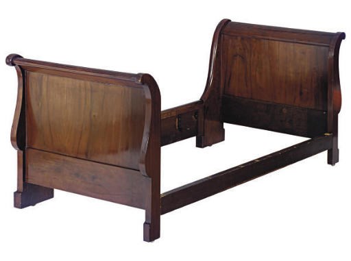 A CLASSICAL MAHOGANY SLEIGH BED,