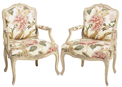 A PAIR OF FRENCH CREAM-PAINTED FAUTEUILS A LA REINE,