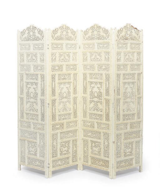 A WHITE PAINTED FOUR-PANEL SCREEN,