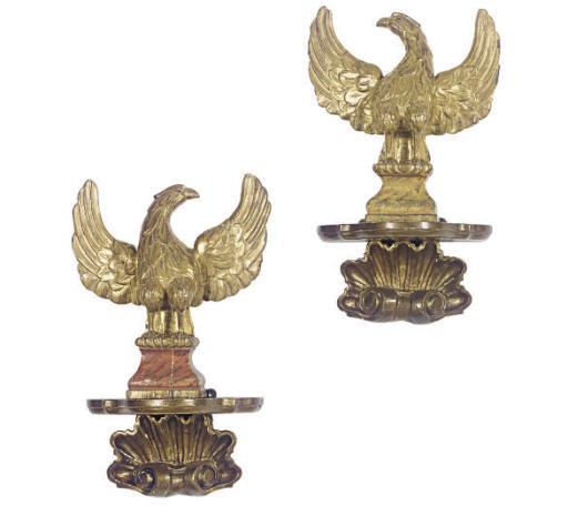A PAIR OF GILTWOOD SHELL-FORM WALL BRACKETS,