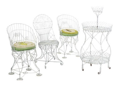 A SET OF ENAMELED METAL GARDEN FURNITURE,