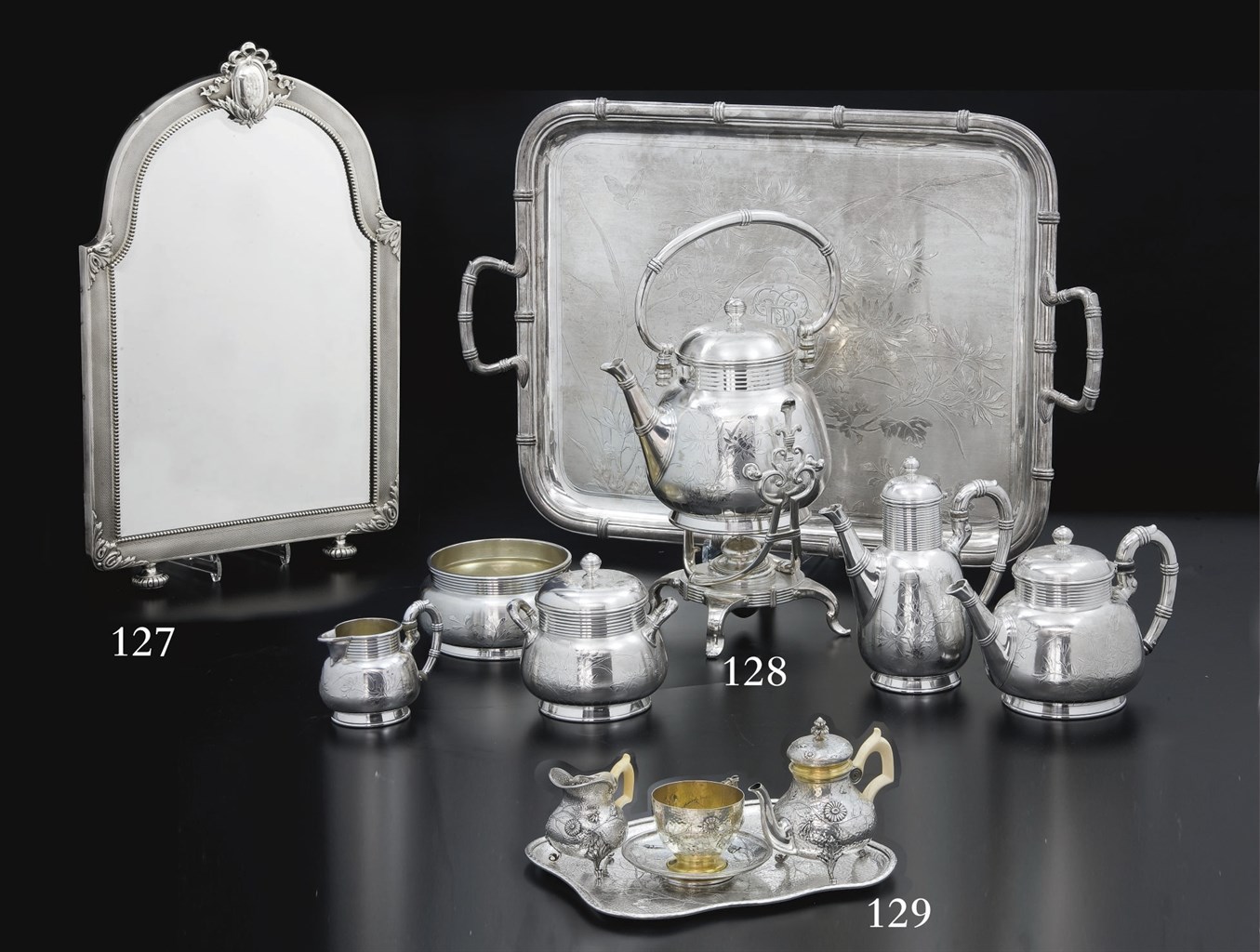 MIROIR EN ARGENT