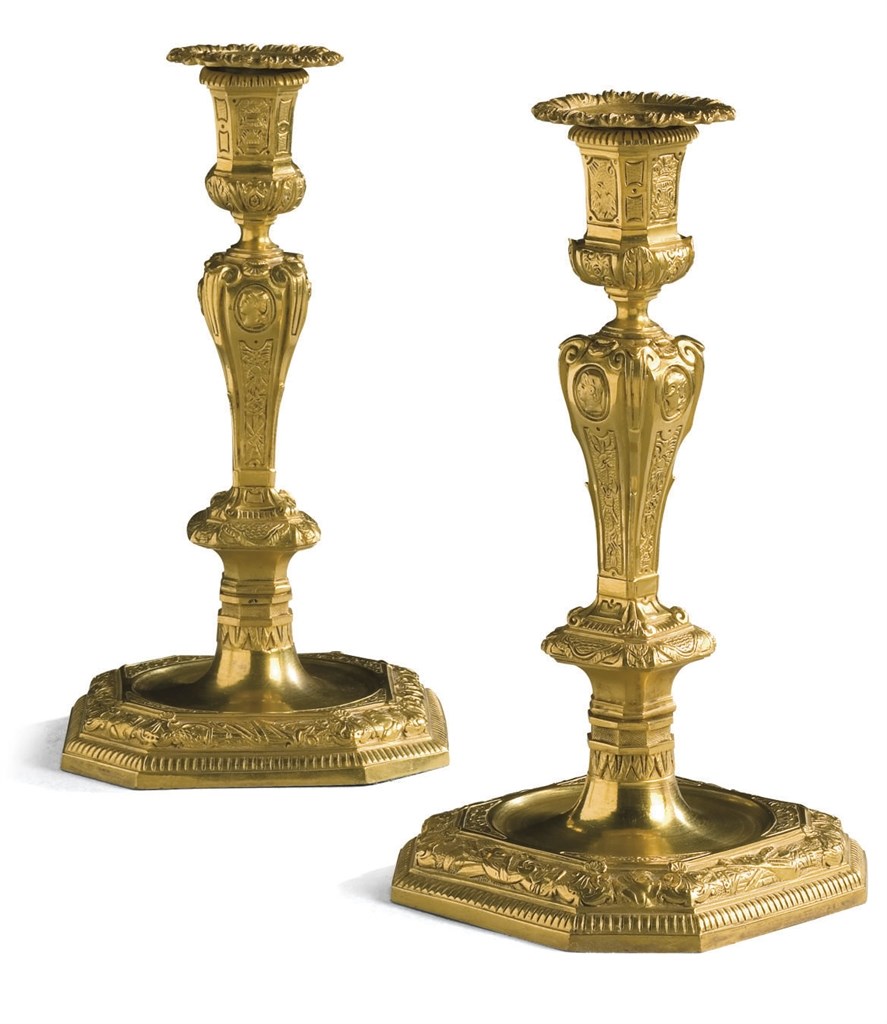 PAIRE DE FLAMBEAUX DE STYLE LOUIS XIV