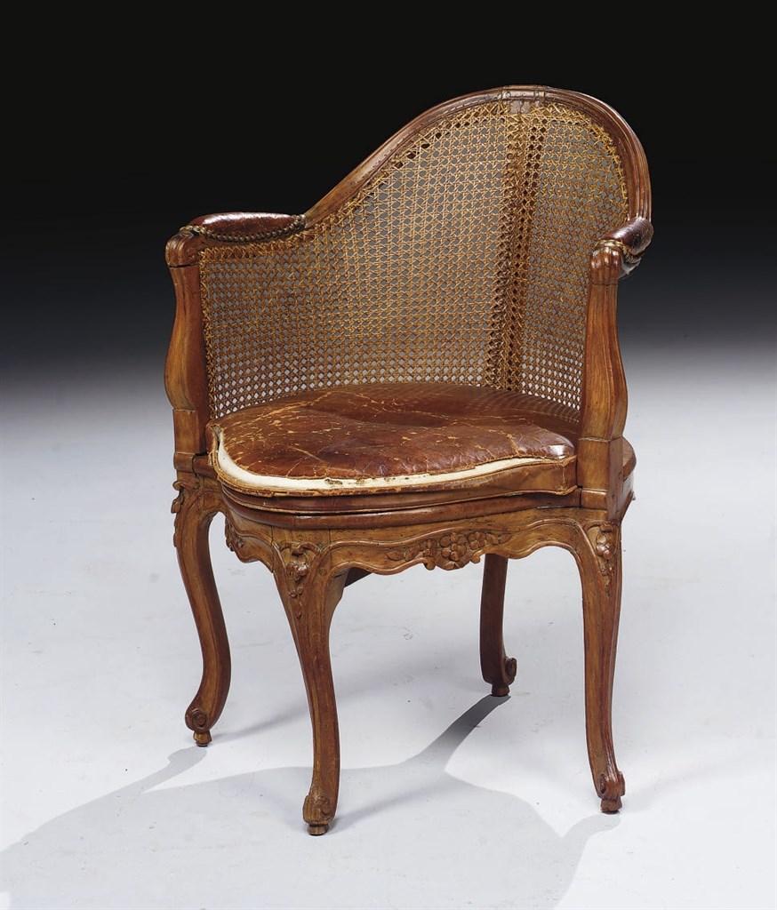 FAUTEUIL DE BUREAU D'EPOQUE LOUIS XV