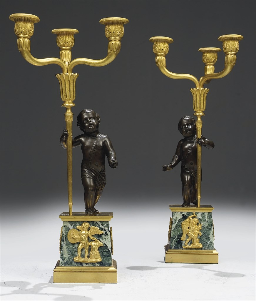 PAIRE DE CANDELABRES D'EPOQUE NEOCLASSIQUE