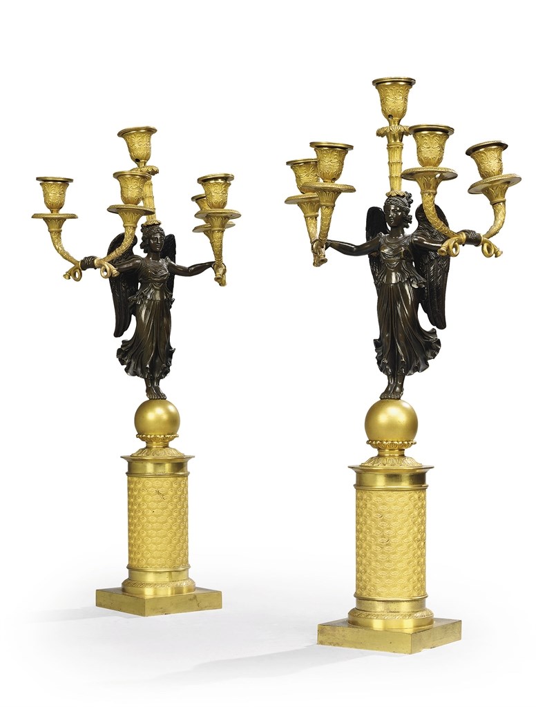 PAIRE DE CANDELABRES D'EPOQUE EMPIRE