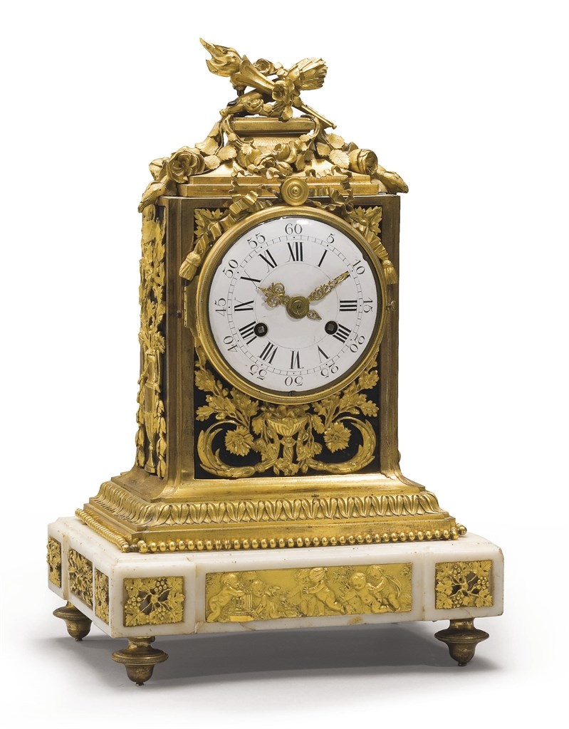 PENDULE D'EPOQUE LOUIS XVI