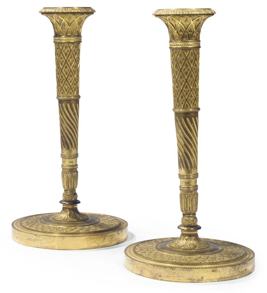 PAIRE DE FLAMBEAUX D'EPOQUE RESTAURATION