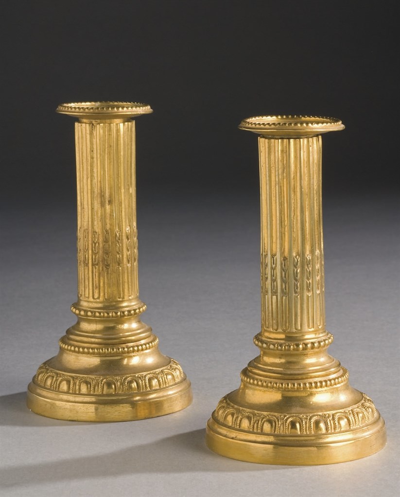 PAIRE DE FLAMBEAUX D'EPOQUE LOUIS XVI