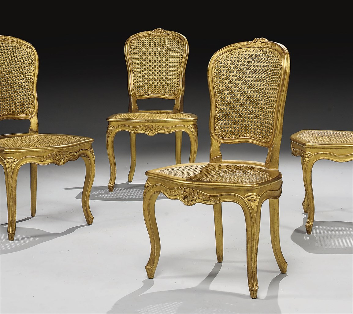 SUITE DE QUATRE CHAISES EN CABRIOLET D'EPOQUE LOUIS XV