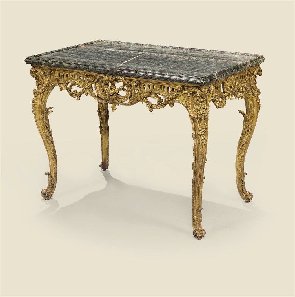 TABLE DE MILIEU DE STYLE LOUIS XV