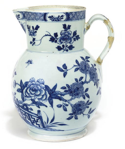 A Chinese blue and white export jug