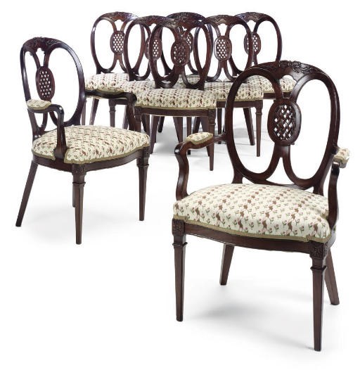 A SET OF EIGHT MAHOGANY DINING CHAIRS